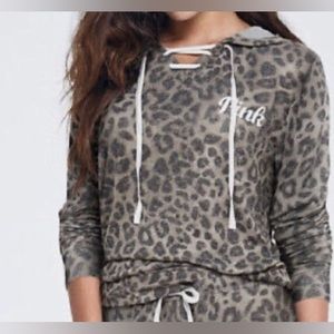 PINK Victoria secret sweatshirt/sleepwear, medium